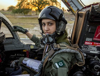 [ẢNH] Máy bay chiến đấu Trung Quốc sản xuất đang trở thành 