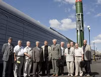 [ẢNH] Mỹ thử Tomahawk từ mặt đất, Nga đáp lễ bằng 