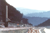 [ẢNH] Mỹ thử Tomahawk từ mặt đất, Nga đáp lễ bằng 