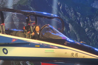 [ẢNH] Đài Loan (Trung Quốc) ra mắt máy bay huấn luyện siêu âm có khả năng chiến đấu cực tốt