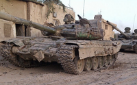 [ẢNH] Xe tăng Nga ào ạt tràn tới Bắc Hama, dấu hiệu sắp đánh lớn?