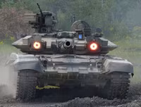 [ẢNH] Sư đoàn thép Syria xung trận, xe tăng T-90 tràn ngập Đông Ghouta quyết chiến trận cuối cùng