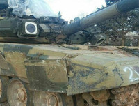 [ẢNH] Tử chiến tại Al-Bukamal, IS thiêu rụi xe tăng hiện đại T-90A của Syria
