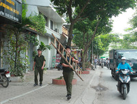 Phường Khương Đình quyết liệt xử lý vi phạm về trật tự đô thị