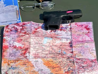 [ẢNH] Bất ngờ với súng ngắn hiện đại của phi công MiG-21 Bison Ấn Độ bị bắn rơi