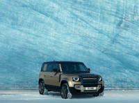 [ẢNH] Xe off-road huyền thoại Land Rover Defender ra mắt đầy ấn tượng