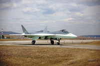 [ẢNH] Tiêm kích Su-57 đầu tiên chuẩn bị gia nhập biên chế Không quân Nga