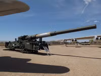 Vì sao siêu pháo hạt nhân đầu tiên và duy nhất trong lịch sử phải nghỉ hưu ở tuổi lên 10?