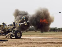 [ẢNH] Dùng linh kiện Trung Quốc, lựu pháo Ấn Độ liên tiếp vỡ nòng, sẽ lấy gì đấu lại Pakistan?