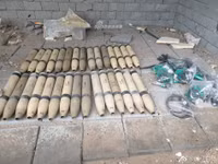 [ẢNH] Phiến quân ngụy trang trận địa pháo phóng loạt 