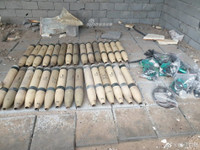 [ẢNH] Phiến quân ngụy trang trận địa pháo phóng loạt 