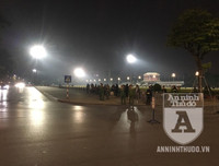 [ẢNH] Toàn cảnh xúc động đón mừng những người hùng của bóng đá Việt Nam