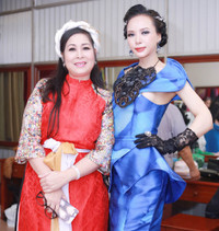 Á hậu Ngọc Quỳnh hội ngộ 