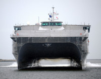 [ANH] Chiến hạm đổ bộ siêu tốc Mỹ lớp Spearhead rẽ sóng trên biển Đông