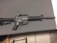 [ẢNH] Trang bị súng trường cho phi công F-22, Mỹ quá lo xa?