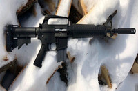 [ẢNH] Trang bị súng trường cho phi công F-22, Mỹ quá lo xa?