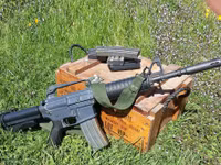 [ẢNH] Trang bị súng trường cho phi công F-22, Mỹ quá lo xa?