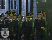 [ẢNH] Những khoảnh khắc nghẹn ngào tại lễ tang 3 liệt sĩ hy sinh tại Đồng Tâm