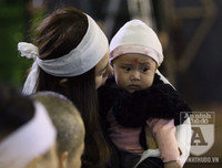 [ẢNH] Những khoảnh khắc nghẹn ngào tại lễ tang 3 liệt sĩ hy sinh tại Đồng Tâm