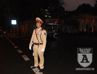 [ẢNH] Những khoảnh khắc nghẹn ngào tại lễ tang 3 liệt sĩ hy sinh tại Đồng Tâm