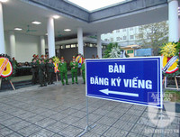 [ẢNH] Những khoảnh khắc nghẹn ngào tại lễ tang 3 liệt sĩ hy sinh tại Đồng Tâm