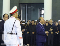 [ẢNH] Những khoảnh khắc nghẹn ngào tại lễ tang 3 liệt sĩ hy sinh tại Đồng Tâm