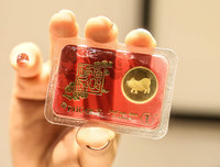 Bà bầu xếp hàng từ rạng sáng chờ mua vàng ngày vía Thần Tài