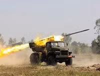 [ẢNH] Căn cứ quân sự Mỹ trên đất Iraq bị tấn công dữ dội