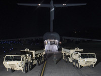 [ẢNH] Điểm yếu cốt lõi khiến THAAD liên tiếp bị S-400 qua mặt trên thị trường vũ khí