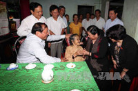 Lễ dâng hương, tưởng nhớ các Anh hùng- liệt sỹ diễn ra trang trọng trên toàn quốc