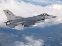 [ẢNH] Sự thực F-16 Thổ Nhĩ Kỳ bỏ chạy khi bị cả Su-35 lẫn S-400 Nga ngắm bắn