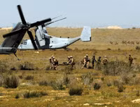 Xem lính Mỹ và Israel sát cánh cầm súng 