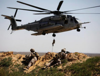 Xem lính Mỹ và Israel sát cánh cầm súng 