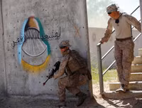 Xem lính Mỹ và Israel sát cánh cầm súng 