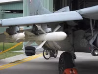 [ẢNH] Phiến quân dùng tên lửa Nga bắn cháy niềm tự hào của Mỹ và Trung Quốc