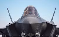 [ẢNH] Mỹ sẽ vây kín Trung Quốc bằng 200 tiêm kích tàng hình F-35 Lightning II
