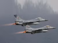 [ẢNH] Trung Quốc nóng mặt khi phi đội 