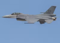 [ẢNH] Trung Quốc nóng mặt khi phi đội 