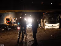 [Ảnh] Cận cảnh hiện trường vụ xe chở du khách Việt bị đánh bom ở Ai Cập