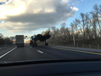 [ẢNH] Kinh ngạc khi máy bay ném bom tiền tuyến Su-34... chạy trên đường cao tốc