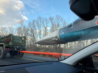 [ẢNH] Kinh ngạc khi máy bay ném bom tiền tuyến Su-34... chạy trên đường cao tốc