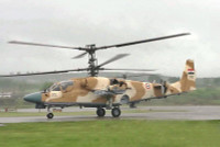 [ẢNH] Trực thăng vũ trang Nga truy đuổi máy bay không người lái Mỹ trên bầu trời Syria?