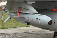 [ẢNH] Không phải vũ khí Mỹ mà 