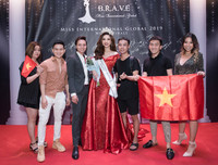 Vận động viên bóng chuyền 9x đăng quang Hoa hậu quốc tế toàn cầu