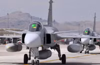 [ẢNH] Tiêm kích JAS-39 Gripen Thụy Điển gửi 