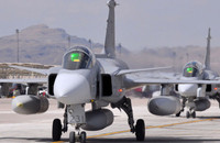 [ẢNH] Tiêm kích JAS-39 Gripen Thụy Điển gửi 