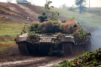 [ẢNH] Bất ngờ Lào nhận xe tăng 