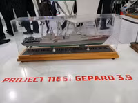 [ẢNH] Nga ra mắt chiến hạm 