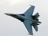 [ẢNH] Su-27 Nga bị chiến đấu cơ NATO 