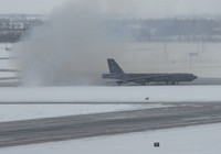 [ẢNH] Huấn luyện B-52 trong băng tuyết, rồi bay áp sát Nga, Mỹ đang toan tính điều gì?